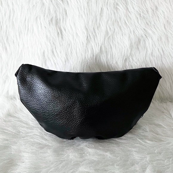 Black Chain Crossbody Bag - Picture 8 of 11